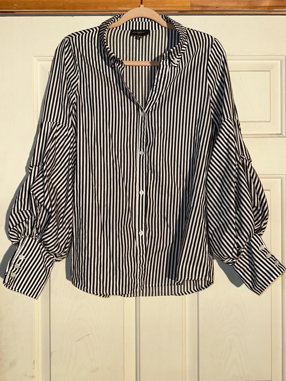 Greysn Small Shirt Button Down Collard Blouse Balloon Sleeve Cotton Striped Boho